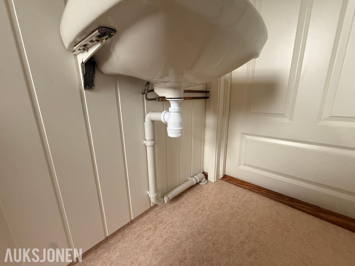 Mobil sanitærvogn med WC, dusj og varmtvann